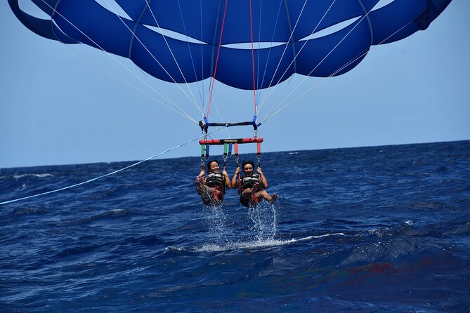 Hawaiian Parasail Since 1977 from Waikiki Beach - What the crew does well