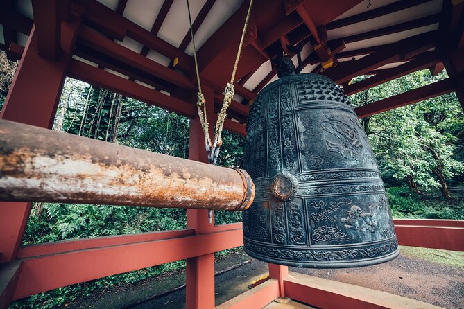 Hidden Gems of Oahu Circle Island Tour with Byodo In Temple - Lunch and the North Shore fruit stop