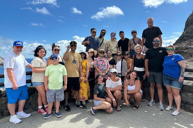 Honolulu Airport Shuttle & Circle Island Tour - Macadamia nuts and the Kualoa view