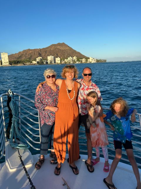Honolulu: Deluxe Waikiki Snorkel and Wildlife Cruise - Waikiki water time: snorkeling, swimming, and play