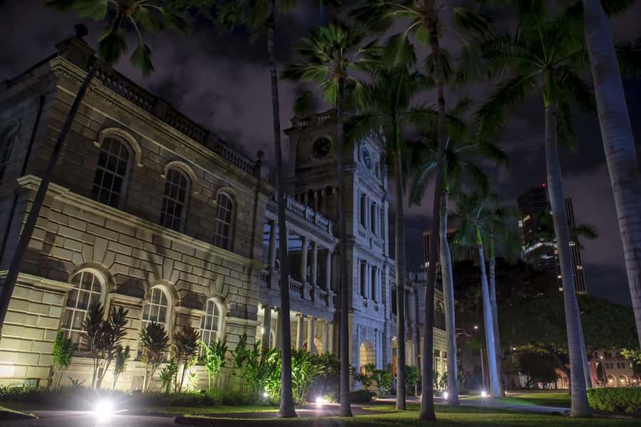 Honolulu Haunts: Ghosts and Spirits Walking Tour - A family-friendly ghost tour with some serious subjects