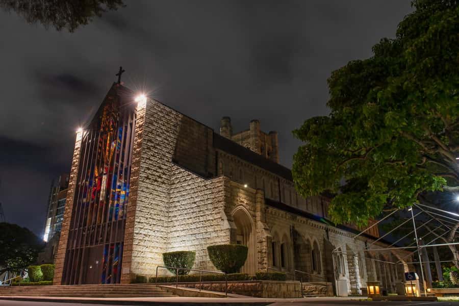 Honolulu Haunts: Ghosts and Spirits Walking Tour - Who will enjoy Honolulu Haunts most?
