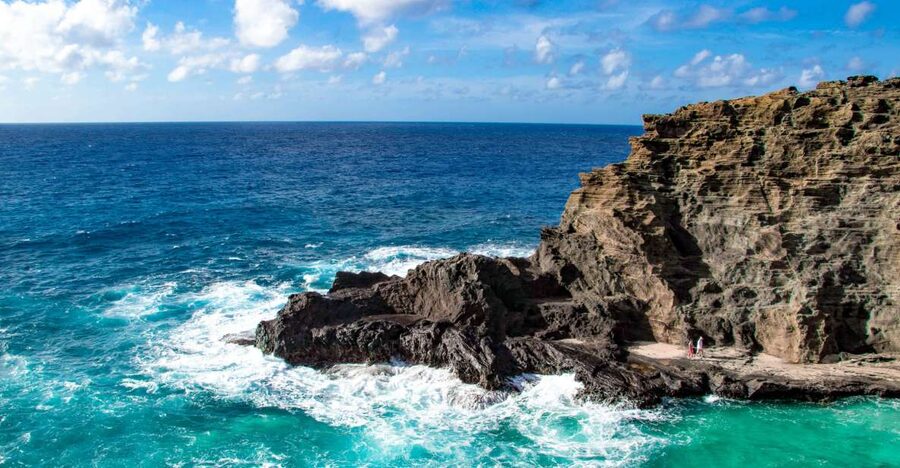 Honolulu: Oahu Sights and Bites Circle Island Foodie Tour - Key points at a glance
