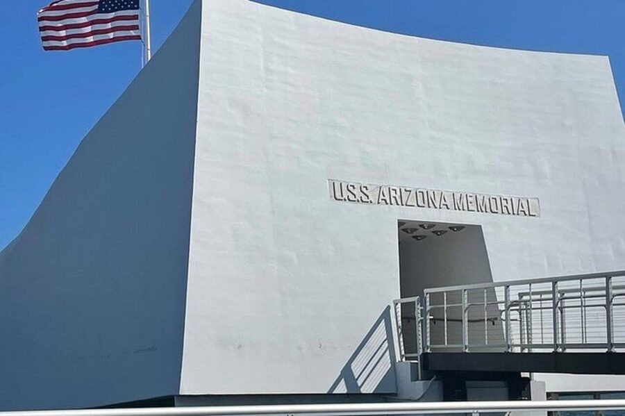 Honolulu: Pearl Harbor USS Arizona Memorial Tour - Who should book this Pearl Harbor tour