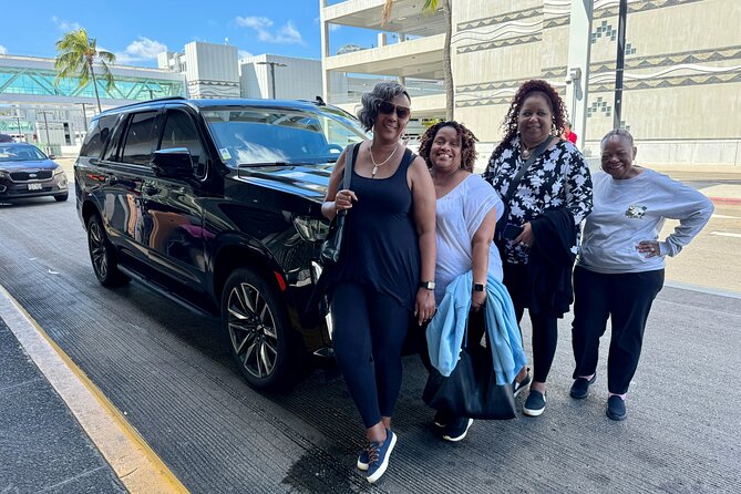 Honolulu Private Transfer: Airport, Port, Hotel (1-12 Passengers) - Inside the 12-seat van