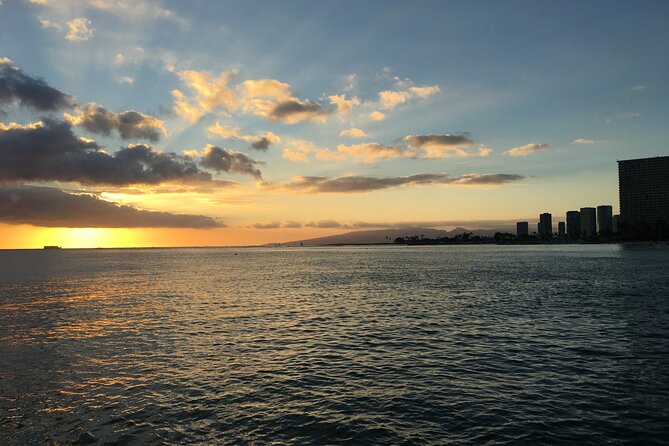Honolulu Private Walking Tour with a Local - Choosing two hours or six