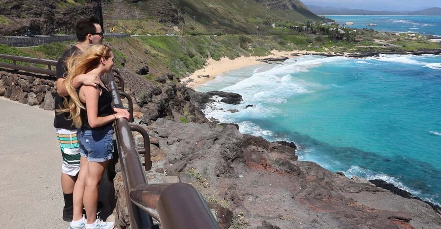 Honolulu: Stunning Views of Oahu! Half-day Scenic Tour - The family touch and the guides