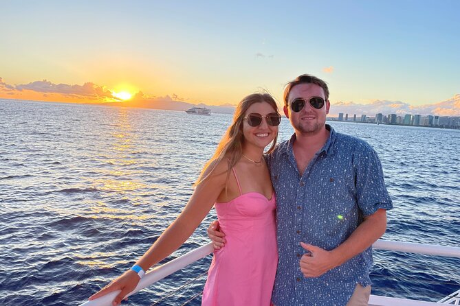 Honolulu Sunset Dinner Cruise with Friday Fireworks Show - Why the fireworks make this cruise different
