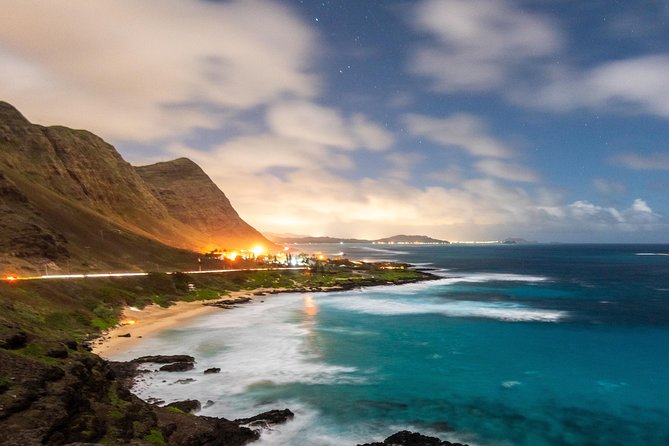 Honolulu Sunset & Light Painting Experience - Makapu‘u Beach brings the stars and lighthouse into the frame
