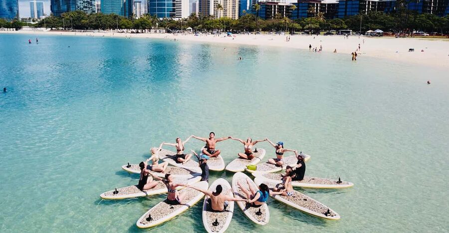 Honolulu: SUP (Standup Paddleboard) Yoga Class - The 75-minute class, step by step