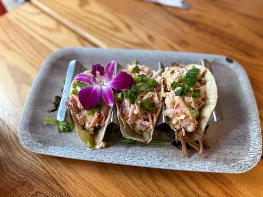 Honolulu: Waikiki Food Tour with Local Guide - A Japanese treat with a Hawaiian twist