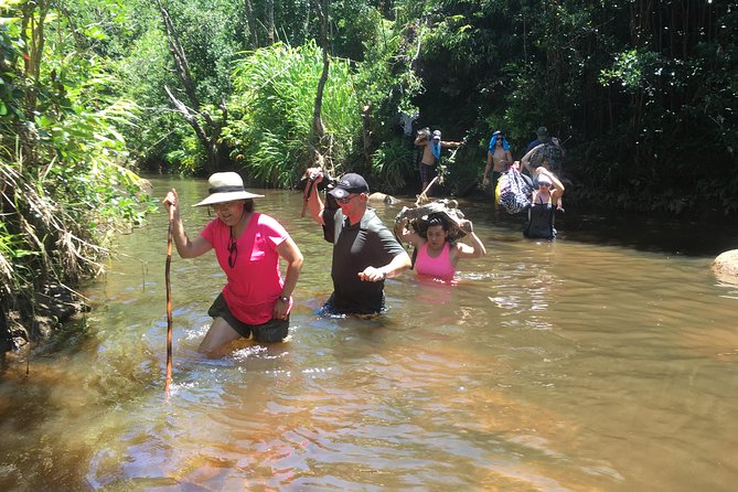 Huakai Iki - Little Hiking Adventure - A North Shore start at 9 a.m.