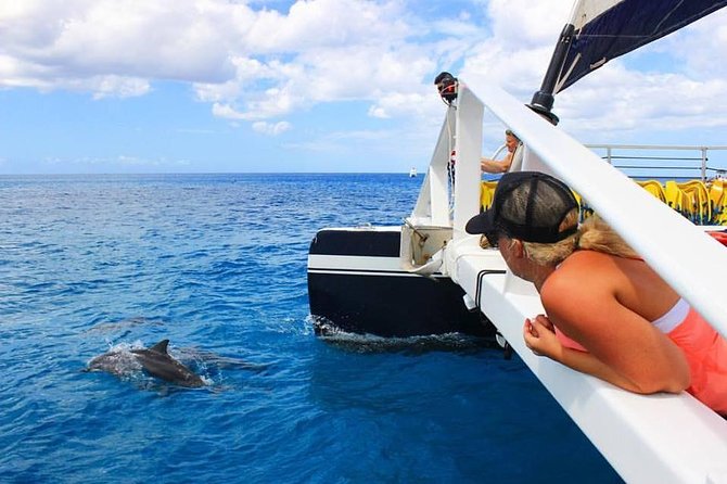 Ko Olina Catamaran Sail and Snorkel with Lunch - Sailing out on the 53-foot catamaran