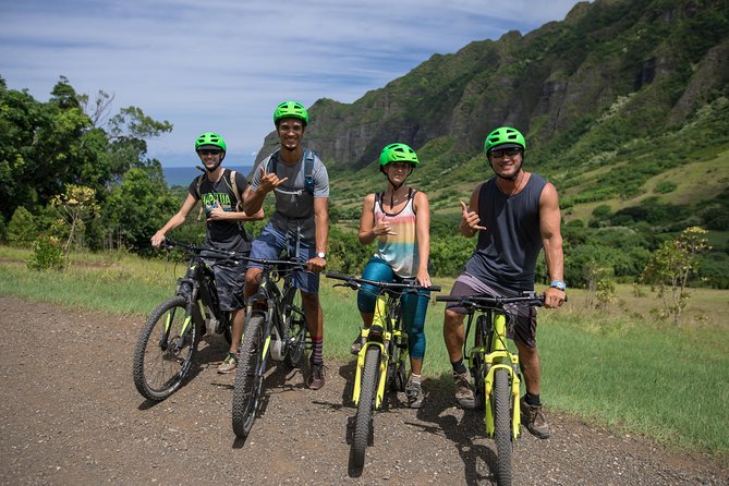 Kualoa Ranch: Novice E-Bike - The bike briefing and test ride