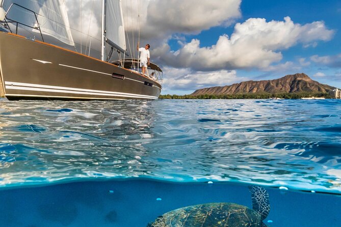 Luxury Diamond Head Sunset Sail - Watching Diamond Head change color