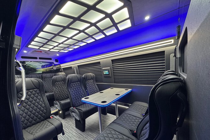 Luxury Sprinter Transfer Airport, Waikiki and Cruise Terminal - Key details before you book