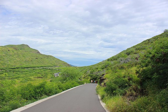 Makapu’u Lighthouse Trail and Shuttle Service - A self-guided walk with useful freedom