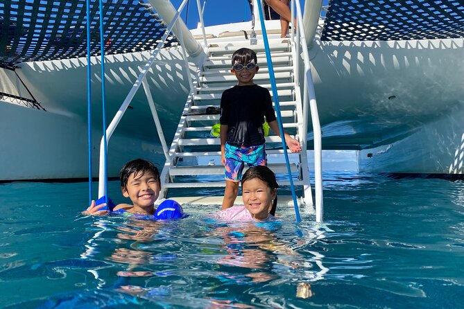 Moana’s Waikīkī Grand Guided Turtle Snorkel & Sailing Adventure - A crew that works well with families