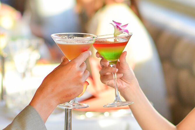 Nova Five Star Sunset Dinner and Jazz - The Star of Honolulu, part dinner room and part 1960s time capsule