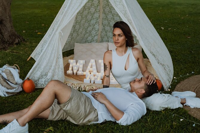 Oahu Beach Picnic: Private, Luxury Experience - Sunset, photographs, and personal surprises