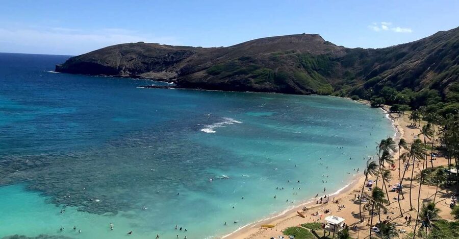 Oahu: Beauty and the Feast Circle Island Experience - Mountain views at Nuuanu Pali Lookout