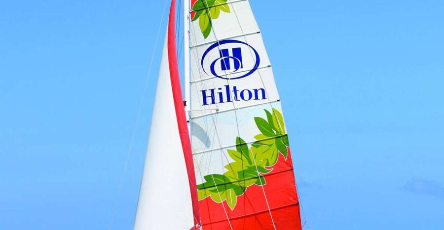 Oahu Boat Cruise to Diamond Head - Check-in near Hilton Hawaiian Village