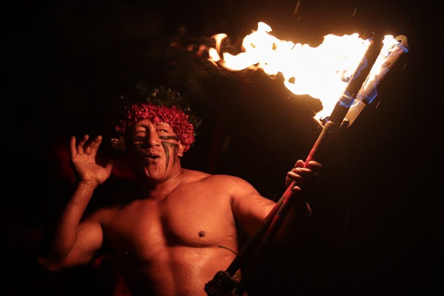 Oahu: Chief's Luau Dinner Show - The imu ceremony and the meaning of the meal