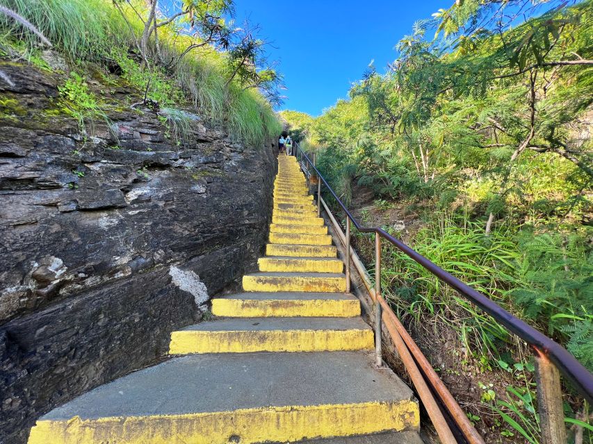 Oahu: Diamond Head Crater Hike and North Shore Experience - Halona Blowhole and the east coast drive