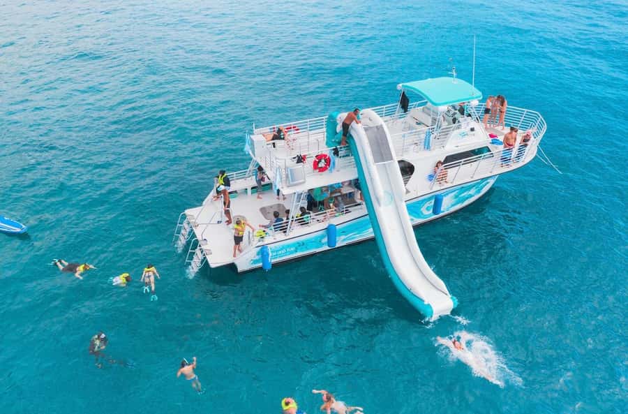 Oahu: Dolphin Watching & Turtle Snorkeling with Waterslide - What the three-hour schedule feels like