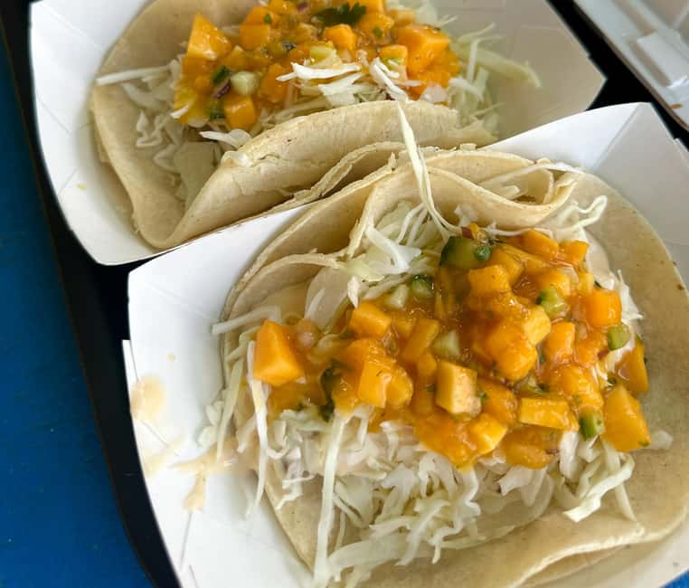 Oahu: Full-Day Guided Hawaiian Food and Photo Tour - Poke and a family-style Hawaiian tasting