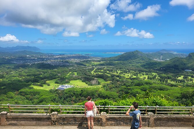 Oahu Fun Circle Island Tour With Pickup - One full hour at Puaʻena Point