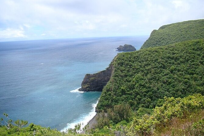 Oahu Grand Circle Island Experience from Waikiki - The North Shore’s famous surf beaches
