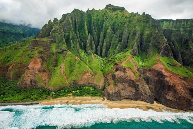 OAHU GRAND CIRCLE Waimea Waterfall, Turtle Beach, North Shore. - Who will enjoy this outing most?