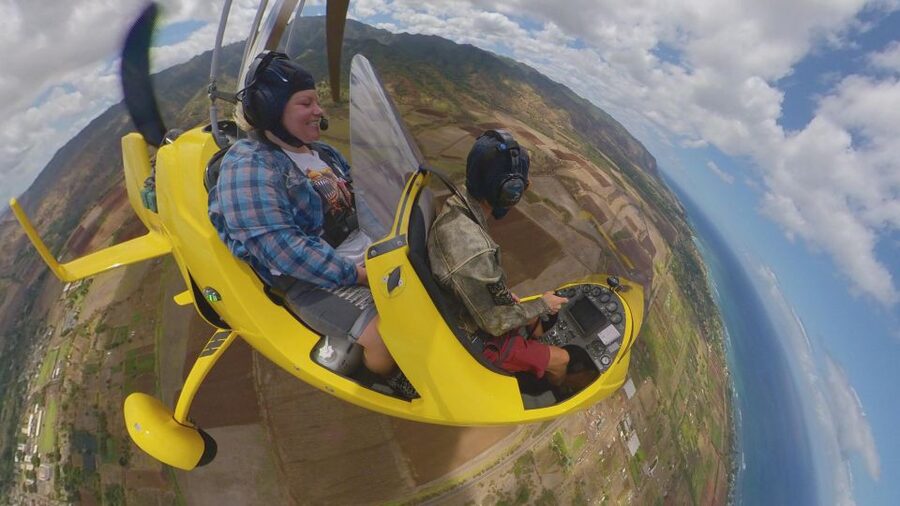 Oahu: Gyroplane Flight over North Shore of Oahu Hawaii - The 10-minute briefing and aircraft lesson