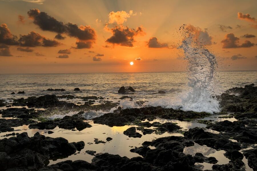 Oahu: Half-Day Sunrise Semi-private Tour from Waikiki - Lanai Point and Oahu’s open coastal views