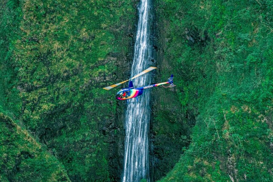 Oahu: Helicopter Tour with Doors On or Off - From Honolulu Harbor to Waikiki Beach