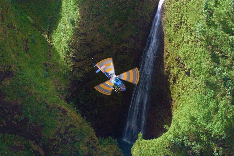 Oahu: Helicopter Tour with Doors On or Off - Ka’a’awa Valley and Sacred Falls