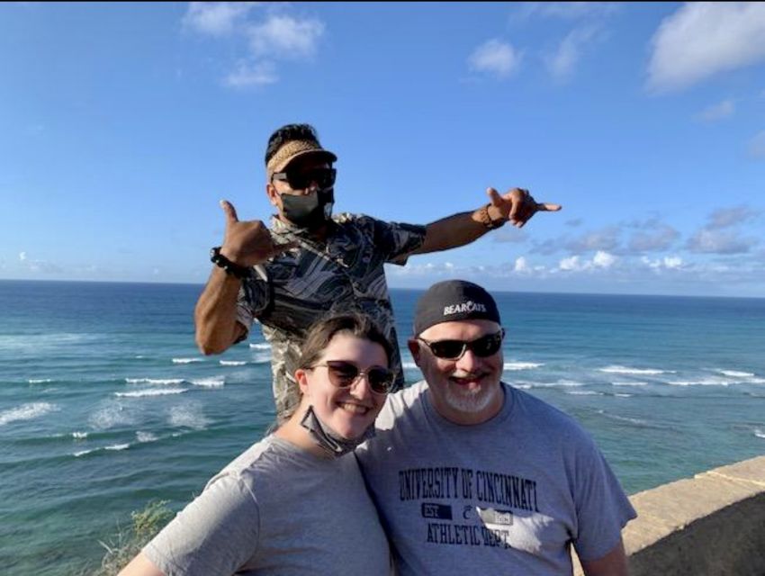 Oahu Hidden Gems & Waimea Botanical Garden/Waterfall tour - Macadamia nuts, local food, and the extra spending