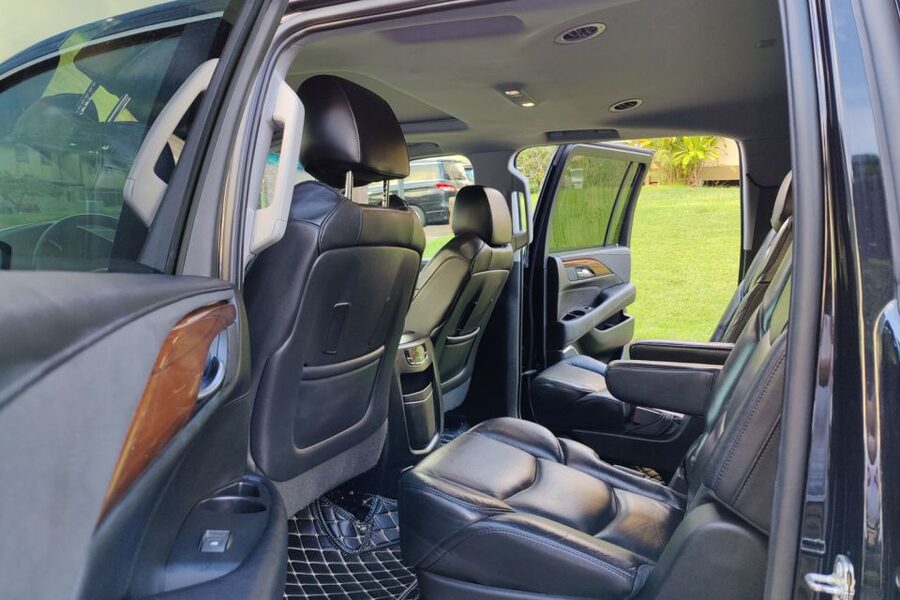 Oahu: Honolulu Airport Private by Escalade SUV - Who will get the most from this transfer