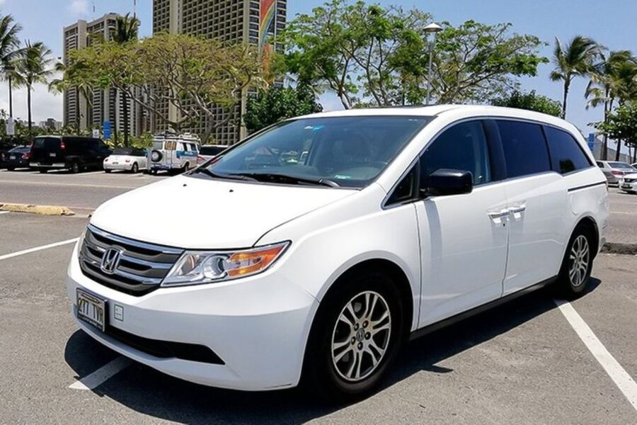 Oahu: Honolulu Airport Private Transfer - Who should book this transfer?