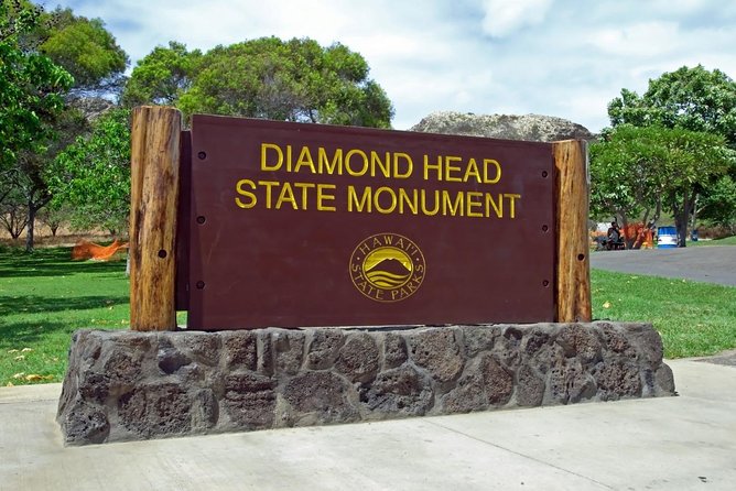 Oahu Island Full-Day Sightseeing Tour - Dole Plantation: a short final stop