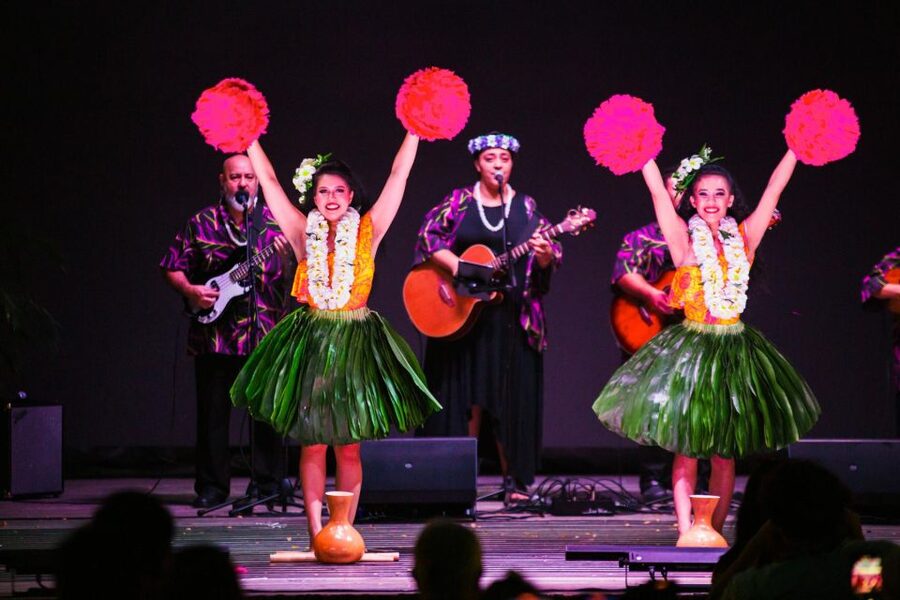Oahu: Ka Moana Luau Dinner and Show at Aloha Tower - Key points to know before you book