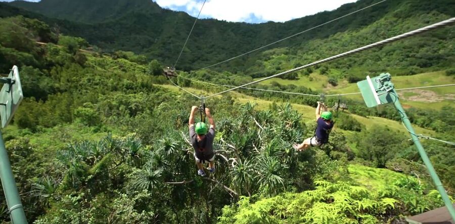Oahu: Kualoa Jurassic Valley Zipline Tour - What the guides add to the experience