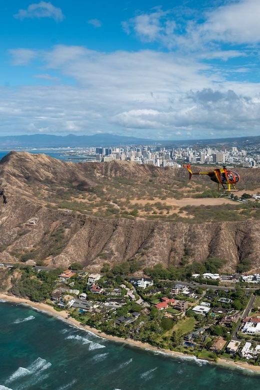 Oahu: Magnum P.I. Doors-Off Helicopter Tour - Should you book the Magnum P.I. helicopter tour?