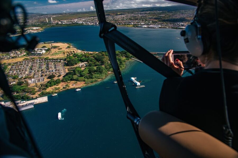 Oahu: Path to Pali 30-Minute Doors On or Off Helicopter Tour - What to wear and how to prepare