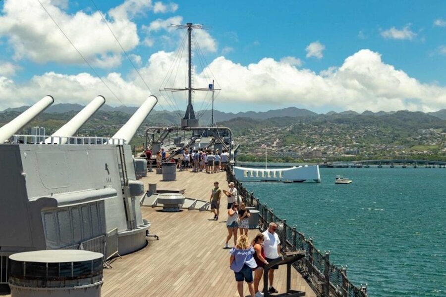 Oahu: Pearl Harbor Battleships Group Tour - Key points at a glance