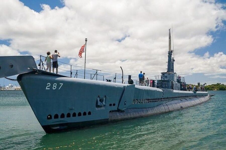 Oahu: Pearl Harbor, USS Arizona, and City Tour - The Hawaii State Capitol grounds add modern history
