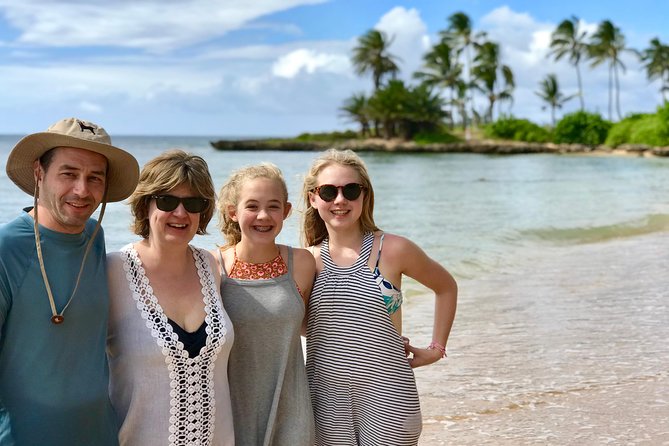 Oahu Personalized Private North Shore Highlight Custom Tour - Find calm at Byodo-in Temple Hawaii