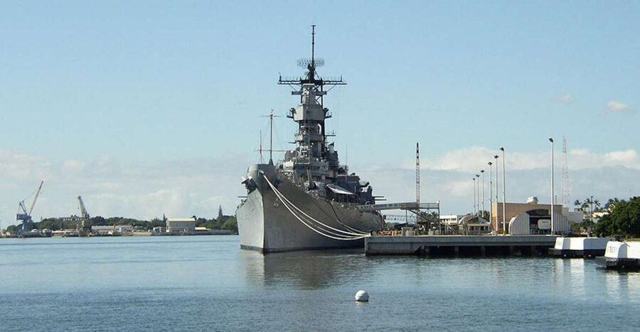 Oahu: Premium Missouri, Arizona & Top of the Tower Tour - Why this Pearl Harbor tour feels different