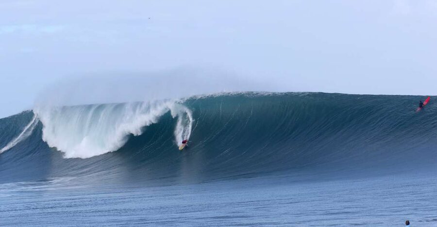 Oahu: Private Surfing Lesson with Local Big Wave Surfer - The sand briefing covers more than standing up
